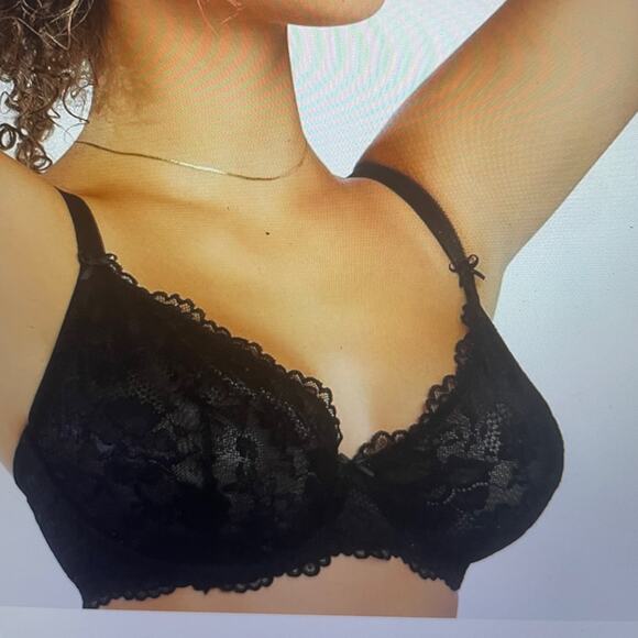Savage X Fenty Floral Lace Unlined Underwire Bra - Picture 1 of 13